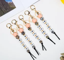 Party Favor Mother's Day Gift Leopard Print Silicone Wood Bead Mama Keychain food grade silicone letter keychains pendant key ring SN3725