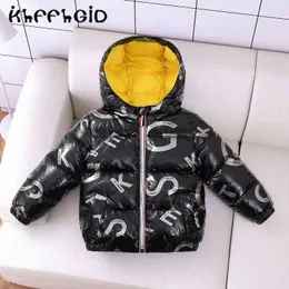 2021 Inverno Nuovi bambini Tinta unita Lettera Bright Face Down Jacket Ragazzi e ragazze Manyin Space Suit Addensato Bambini 'S Coa J220718