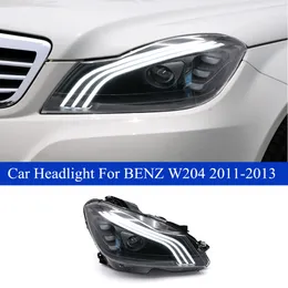 Автомобильная светодиодная дневная головка для головки для Benz C Class W204 Furlight Assembly 2011-2013 C200 C260 C300 Динамический сигнал поворота Автомобильные аксессуары