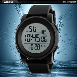 Outdoor Electronic Watch dla Mężczyzn Wyświetlacz Data Tygodnia Alarm LED Digital Sport 50m Wodoodporny Zegarek PU Pasek Relogio