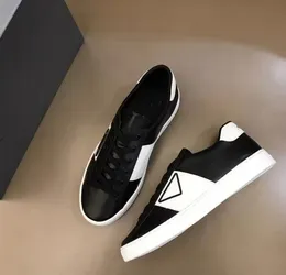 Lyxdesigner PRA Casual Shoes Men's Flat Shoes Triangular Black and White Leather Perfect Outdoor DA Sneakers