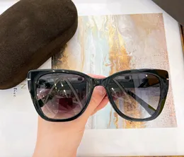고양이 눈 선글라스 0937 검은 연기 여성 패션 태양 안경 Gafas de Sol 최고 품질 상자