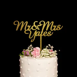 Пользовательская каллиграфия MR и MRS FAMINEPARE TOPPERPERPENLIZED Wedding Party Decoranniversary торт Toppergold Wooden 220618