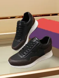 2022 Sapatos masculinos de alta qualidade Moda Luxurys Designers tênis de couro casual tênis coloridos treinadores de plataforma masculina para masculinos Mocassins Tamanho 38-44