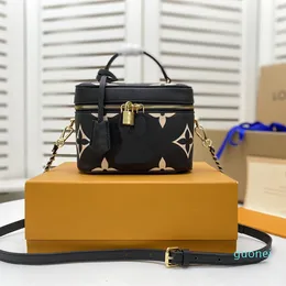 デザイナー -  Luxurys Designers Mono Nice Vanity Cosmetic Bags Pouch Tote Walletsブラックエンボス加工ハンドバッグクラシックトイレトリーメイクアップバッグケース