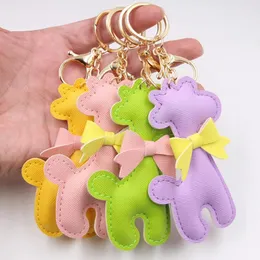 Girafa pingente de cadeias -chave acessórios feminino moda pu de couro boxocearings anel fofo macaron saco de animais encantos de desenhos animados kicchains jóias de joias de joias