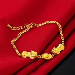 Länkkedja Vietnam alluvial guld dubbel pixiu armband mode kort