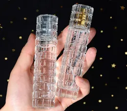 30 ml parfym Sub Bottle High-end bärbara flaskor stor kapacitet Delikat pressad glas tom flaska avancerad sprayflaska