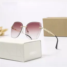 Óculos de sol de mulher desenhista Óculos de sol de luxo sem moldura padrão frame de metal uv400 anti-uv resina óculos de óculos fotocromático óculos de sol óculos com caixa