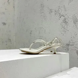 2022 nuovo stile europeo sandalo da donna scarpe gladiatore moda romana intrecciata colore trasparente piuttosto tessitura pantofola