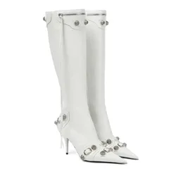 Cagole Stud Buckle Empellished Textured-Leather Knee Boots Sidan Zip Shoes Point Toe Stiletto Heel Tall Boot Run Way Luxury Designers Shoe Women Factory Factory Footwear