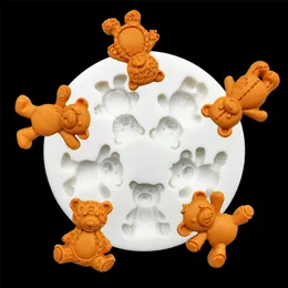 Cute Bear Silicone Sugarcraft Mold Resin Tools Cupcake Baking Mold Fondant Cake Decorating Tools 220815