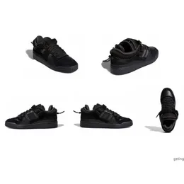 Ayakkabı Erkekler Koşu Kötü Tavşan Forumu Düşük Üçlü Siyah Stil Çift Spor Ayakkabı