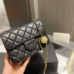 22p 클래식 미니 플래프 Sqaure Strass Crush Ball Bags 퀼트 금 금속 하드웨어 Matelasse Chain Crossbody Shoulder Luxury Designer 화장품 핸드백 17cm