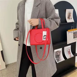 Factory Direct Sale 2022 Spring and Summer Latt Foreign Style Small Square Fashion Exquisite Embossed Diagonal Womens Large Capacity Hand Designer Bag