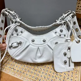 Tasarımcı çanta le cagole yarım ay tasarımcı omuz çantaları toptan moda lüks deri çanta çanta yeni stil kadın bayan el çantası çapraz çanta düz sbcz