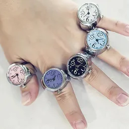 Vintage Punk Finger Watch Mini Elastic Strap Alloy Watches Couple Rings Jewelry Clock Retro Roman Quartz Watchs Rings 9 Colors