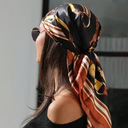 Summer Scalf Women Luksusowa marka Square 90 90cm Hoofddeek Sjaal Faulard Bandana Shawl Satyn Hijab Silk Hair Hair Scali