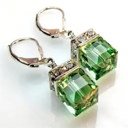 Modaya Gümüş Renk Yeşil kristal damla kakma Küpe Kadınlar Parlayan Zirkon Kancası Dangle Küpeler Düğün Takı 220704