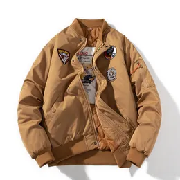 Giacche da uomo Giacca da pilota invernale da uomo Bomber militare Badge Embriodery Cappotto da basket Parka con cappuccio Moda maschile Autunno Nero MarroneUomo