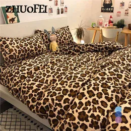 2021 New Bedding Set Leopard Duvet Cover Pillowcase 3/4 PCS 쌍둥이 킹 킹 사이즈 침대 집.