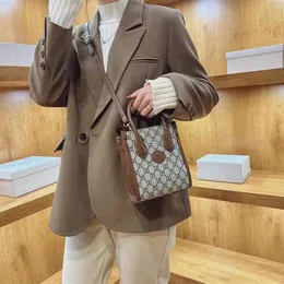 Geldbörsen im neuen Stil mit kleiner quadratischer Tasche, Stil und Sling One Shoulder Messenger Mini Damentasche