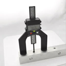 Professionellt handverktyg sätter digitalt djup mätare LCD magnetiska självstående bländare 80mm routrar för träbearbetning malning cutter bordsåg