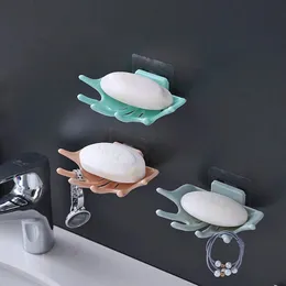 Home creative six-claw palm seamless drain plastic soap box bathroom supplies crown style wall-mounted soap box