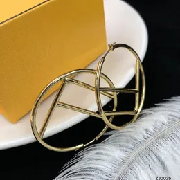 Designer -Ohrringe Klassische minimalistische Studelungsbriefe Gold Großer Runden runden Ohrring für Frauen Hochwertige Markenschmuck Hochzeit Party