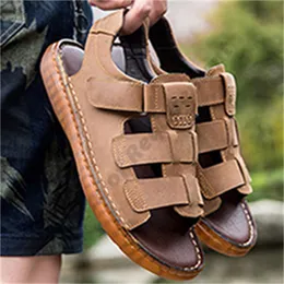 Large size sandals men 2022 summer new breathable toe sandal outdoor leisure Casual beach shoes 007 Mau