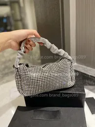 Grossistdesigner's aftonväska kvinnor luxurys designers tote diamant väska glittrande crossbody väskor nattklubb drottning kedja mesh strass glittande påse kudde