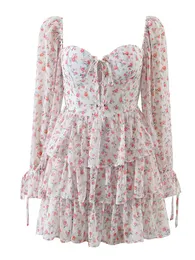 양키 세 패션 여성 달콤한 플로럴 프린트 쉬폰 짧은 드레스 섹시 칼라 랜턴 소매 여름 드레스 휴가 로브 220516