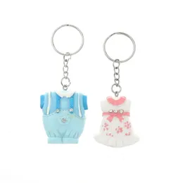 Kläder Nyckelring Rosa Tjej och Blå Boy Key Ring Baby Shower Favor Keychain Presentförpackning