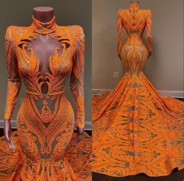 2022 Orange Mermaid Prom Klänningar Långärmade Djup V Neck Sexig Sequined Applique African Black Girls Fishtail Evening Wear Dress Plus Storlek