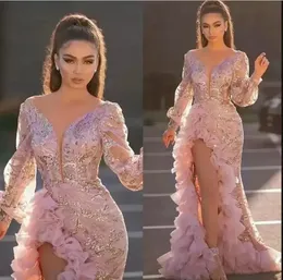 2022 Pink Evening Dresses Long Sleeves Illusion Sparking Sequins Ruffles High Side Split Floor Length Party Dress Prom Gowns Open Back Robes De Soirée B0510