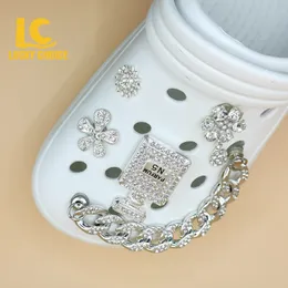 2PCS Buty Charms Designer Gem Croc Bling Rhinestones Girl Prezent na Clog Dekator Metal Perfume Bottle Akcesoria 220527