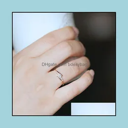 Eheringe Schmuck Eintrag Lux Ring für Frauen Einfache Zirkonia Verlobung Licht Gelbgold Farbe Mode Je Dhtjw