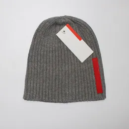 2022 design invernale uomo donna berretto uomo cappello casual cappelli lavorati a maglia berretto sportivo da uomo nero grigio alta qualità berretti con teschio H2