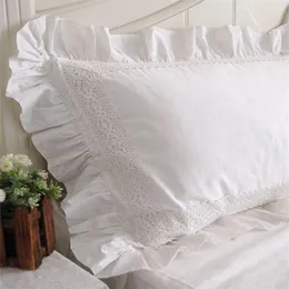 2st Ny White Satin Lace Ruffle Pillow Case European Style Elegant broderad örngott lyxig sängkläder kuddtäckning inget fyllmedel 201114