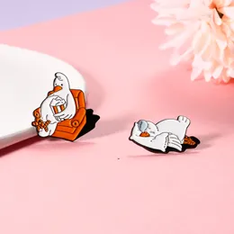 Cute Cartoon Goose Brooches Pin for Women Kids Fahsion Jewelry Shirt Coat Dress Denim Bag Decor Enamel Pin