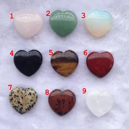 Reiki Minerals Heart Shape Crystal Natural Quartz Chakra Healing Stone Gemstone Pendant DIY Present Heminredning Handgjorda Smycken