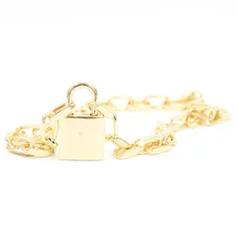 Designer Gold Lock Halsband Pendantkedjor Halsband för kvinnor och män Fest bröllopälskare presentmärke smycken med dammväska