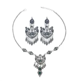 Ohrringe Halskette Vintage Bollywood Traditionelles Schmuckset Böhmischer Hohlkristall Hochzeit Choker Maangtikka SetOhrringe Ohrringe