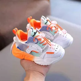 Sonbahar Bebek Kız Erkek Rahat Ayakkabı Yumuşak Alt Kaymaz Nefes Açık Moda Çocuklar için Sneakers Çocuk Spor Ayakkabı 2115