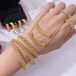 سوار Series Clash Bracelet Bargles Brass Gold Plated 18K Never Faw Never Fade Replica Jewelry Top جودة العلامة التجارية الفاخرة الكلاسيكية أعلى جودة عداد أديتا