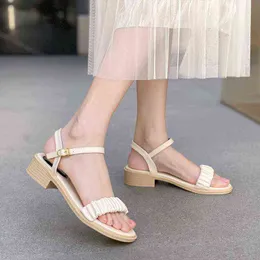 Sandały Pumpy Kapcia Koreańska wersja otwartego palca wysokie obcasy moda stały kolor gruby sandały obcasowe jedna linia klamra środkowa butów kobiet 220704
