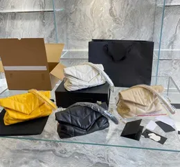 Designer Fashion Soft Cloud Single-Shoulder Bag Lady Elegance Solid Color Simple Chain Envelope Bag High Quality Leather Luxury Brand Handbags