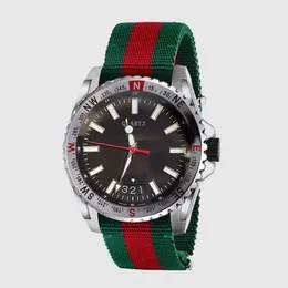 Relógio masculino Montre de luxe Data automática Relógios de movimento de quartzo Moda Preto Mostrador Pulseira de náilon Relógio masculino Relógios de pulso 40 mm