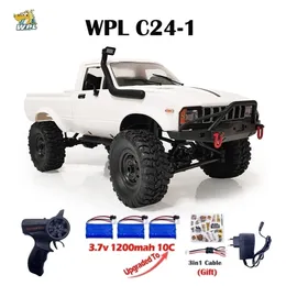 WPL C241フルスケールRCカー116 24G 4WDロッククローラーエレクトリックバギークライミングトラックLED LED LIGHT 116 KIDSギフトおもちゃ220720