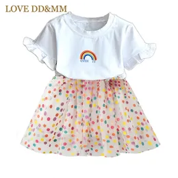 Amor DDMM meninas roupas conjuntos de verão crianças impressas arco-íris de mangas curtas t-shirt e saias terno crianças roupas de bebê 220425